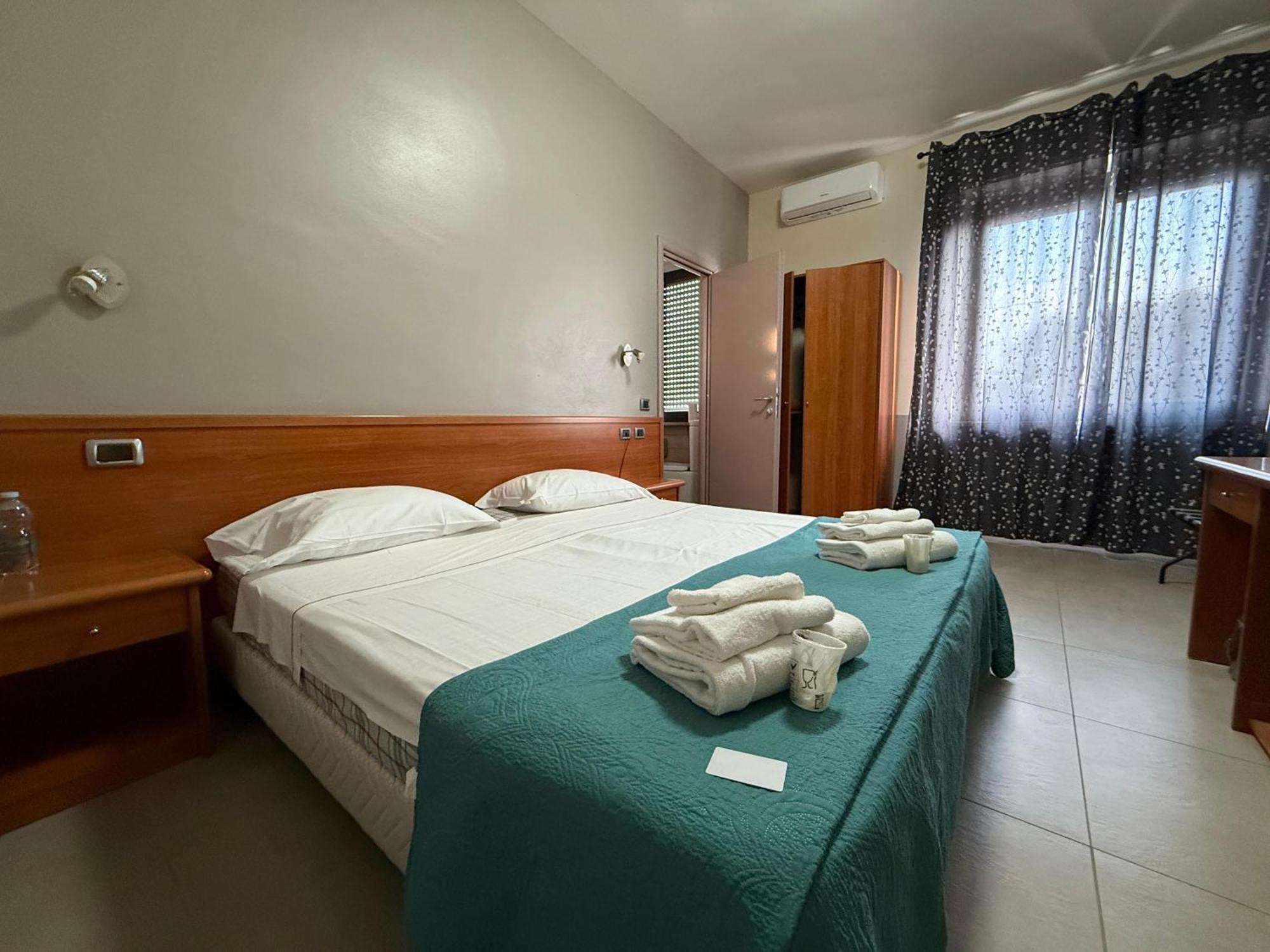La Gritta Srl Hotel Castel San Giovanni  Exterior photo